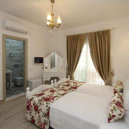 Çeşme Alya Mou Butik Hotel מראה חיצוני תמונה