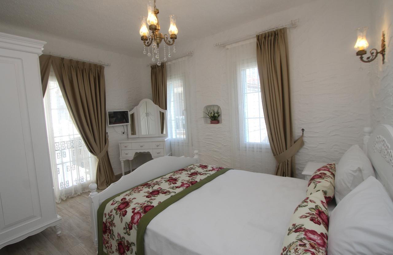 Çeşme Alya Mou Butik Hotel מראה חיצוני תמונה