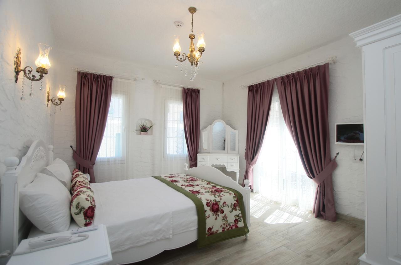 Çeşme Alya Mou Butik Hotel מראה חיצוני תמונה